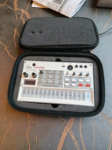Korg volca sample sequencer - volca,
